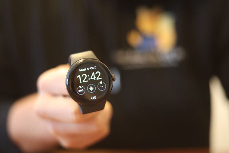 Google Pixel Watch.